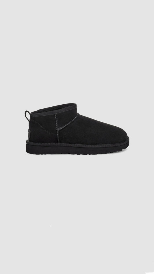UGGs Black