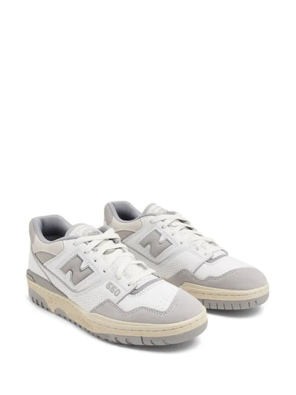 New Balance 550 Beige