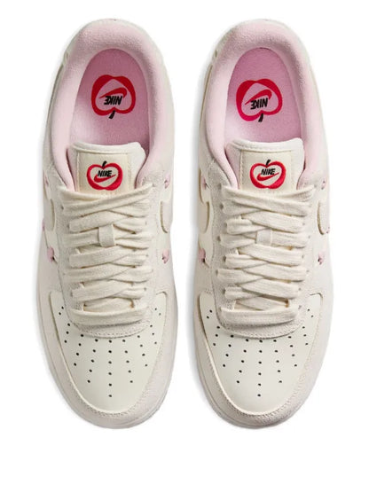 Nike Air Force 1 Low Valentine's Day