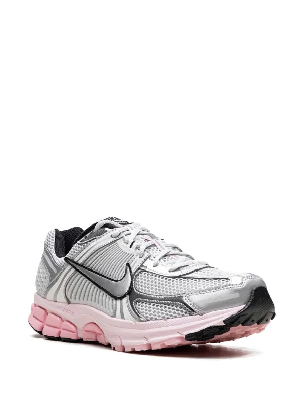 Nike Vomero 5 pink