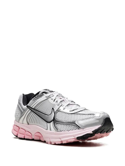 Nike Vomero 5 pink